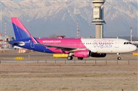 Gabriele Fontana - Tuscan Aviation. Click to see full size photo