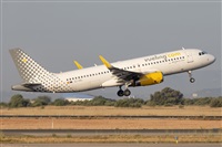 �Vicente Aguil�. Click to see full size photo