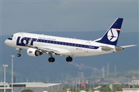 Rubn Gil - Noisy Spotters. Click to see full size photo