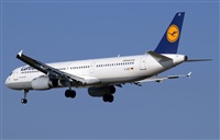 Adolfmalet-Spotters Barcelona-El Prat. Click to see full size photo