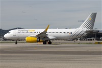 �Vicente Aguil�. Click to see full size photo