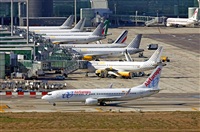 Pere  Escala - Spotters Barcelona-El Prat. Click to see full size photo