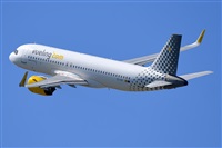 Miguel A. gueda Rguez.  (CANARY ISLANDS SPOTTING). Click to see full size photo