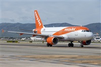 �Vicente Aguil�. Click to see full size photo