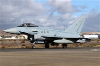 �Manuel Fernandez. Click to see full size photo