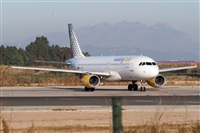 Adolfmalet-Spotters Barcelona-El Prat. Click to see full size photo