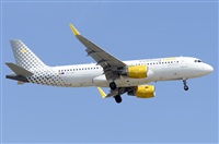Adolfmalet-Spotters Barcelona-El Prat. Click to see full size photo