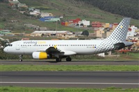 Alfonso Sols - Asociacin Canary Islands Spotting. Click to see full size photo