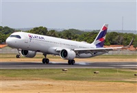 �Alexandro Dias. Click to see full size photo