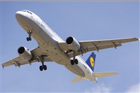 Alonso R Candelera AIRE.org.Spotters Bcn / El Prat. Click to see full size photo