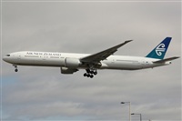 Rodrigo Carvalho - Noisy Spotters. Click to see full size photo