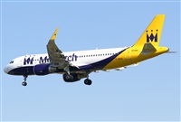 Adolfmalet-Spotters Barcelona-El Prat. Click to see full size photo