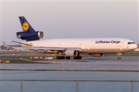 Rubn Gil - Noisy Spotters. Click to see full size photo