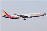 Rubn Gil - Noisy Spotters. Click to see full size photo