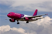 Pere  Escala - Spotters Barcelona-El Prat. Click to see full size photo
