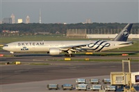 Rubn Gil - Noisy Spotters. Click to see full size photo