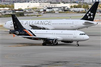 Adolfmalet-Spotters Barcelona-El Prat. Click to see full size photo