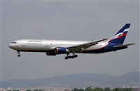 Jordi Rull Dalmau.Spotters BCN-El Prat. Click to see full size photo