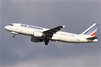 Adolfmalet-Spotters Barcelona-El Prat. Click to see full size photo