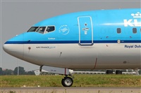 Rodrigo Carvalho - Noisy Spotters. Click to see full size photo