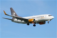 Jordi Rull Dalmau.Spotters BCN-El Prat. Click to see full size photo