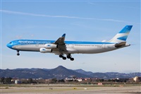 Jordi Rull Dalmau.Spotters BCN-El Prat. Click to see full size photo