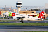 Rodrigo Carvalho - Noisy Spotters. Click to see full size photo