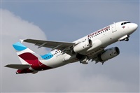 �Oscar Mart�nez spotter Barcelona el Prat. Click to see full size photo