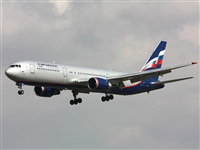 Oriol Casanovas--Spotters Barcelona - El Prat-. Click to see full size photo