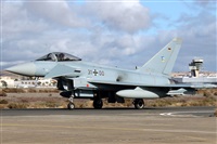 �Manuel Fernandez. Click to see full size photo