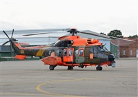 Anonymous aviation photographer-AIRE.ORG. Click to see full size photo