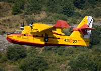 Anonymous aviation photographer-AIRE.ORG. Click to see full size photo