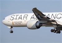 Adolfmalet-Spotters Barcelona-El Prat. Click to see full size photo