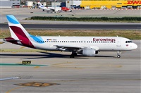 Adolfmalet-Spotters Barcelona-El Prat. Click to see full size photo