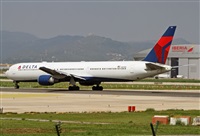Jordi Rull Dalmau.Spotters BCN-El Prat. Click to see full size photo