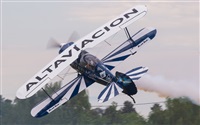Tobias Sanchez. Click to see full size photo