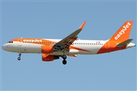 �Gabriele Fontana - Tuscan Aviation. Click to see full size photo