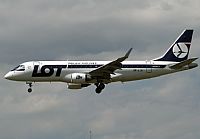 Rodrigo Carvalho - Noisy Spotters. Click to see full size photo