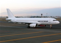 Ivn Cabrero. Spotters Mxico City. Click to see full size photo