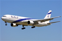Pere  Escala - Spotters Barcelona-El Prat. Click to see full size photo