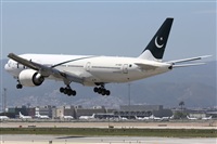 Adolfmalet-Spotters Barcelona-El Prat. Click to see full size photo