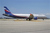Jordi Rull Dalmau.Spotters BCN-El Prat. Click to see full size photo