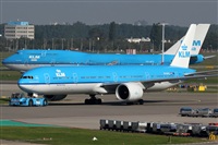 Rubn Gil - Noisy Spotters. Click to see full size photo