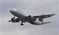 Pere  Escala - Spotters Barcelona-El Prat. Click to see full size photo