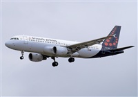 Adolfmalet-Spotters Barcelona-El Prat. Click to see full size photo