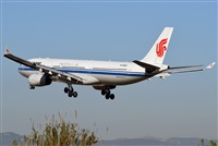 Adolfmalet-Spotters Barcelona-El Prat. Click to see full size photo
