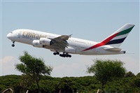 Jordi Rull Dalmau.Spotters BCN-El Prat. Click to see full size photo