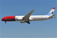 Adolfmalet-Spotters Barcelona-El Prat. Click to see full size photo