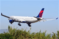 Adolfmalet-Spotters Barcelona-El Prat. Click to see full size photo