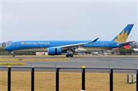 �Miguel A. �gueda Rguez.  (CANARY ISLANDS SPOTTING). Click to see full size photo